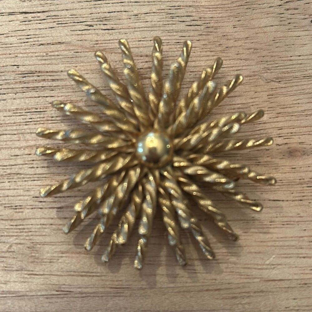 Vintage Monet large gold swirl brooch pin-